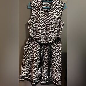 NWT Talbots Shirt Dress/Geometric Pattern Size 14/Sleeveless Original Price $149